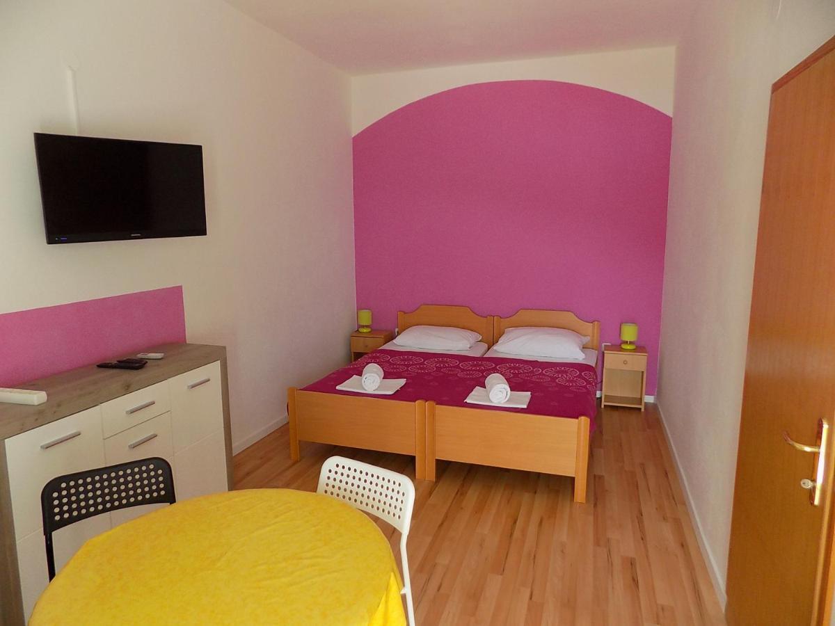 Apartments Galeb Pag - Beach พาก ภายนอก รูปภาพ